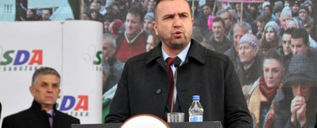 Sırbistan’da Boşnaklardan “ulusal birlik” protestosu