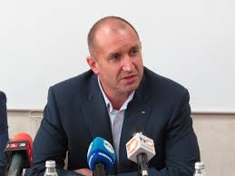 Bulgaristan’ın yeni Cumhurbaşkanı Rumen Radev, yemin ederek görevine başladı